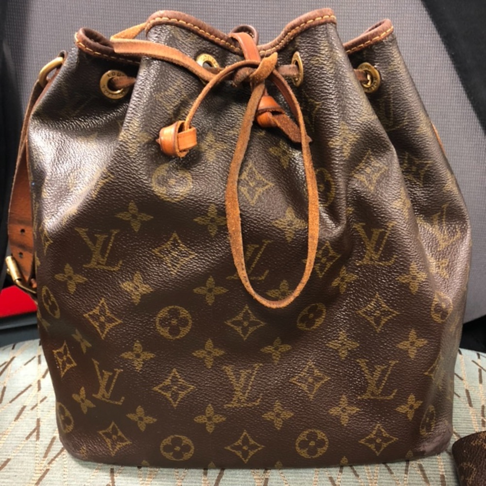 Very Vintage Petite Noe